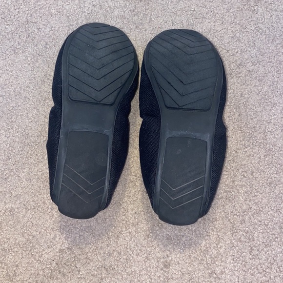 Women’s Me Too Flats - Picture 4 of 6